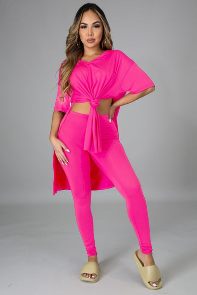 Silky-feel, 2 piece loungewear set. Oversized top with v-neck front, and high side slits and a pair of leggings to match.